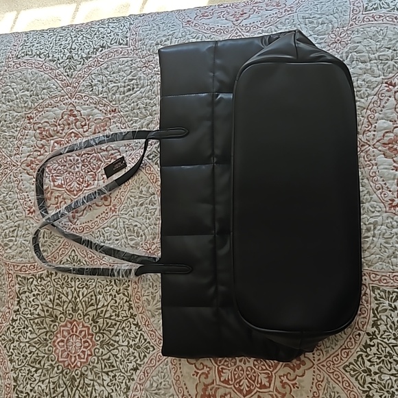 Victoria's Secret Black Faux Leather tote - Picture 4 of 4